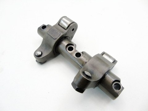 WAŁEK POMPOWTRYSKÓW 2.0 TDI SDI GOLF V CADDY 3 PASSAT LEON BORA OCTAVIA A3