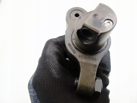 WAŁEK POMPOWTRYSKÓW 2.0 TDI SDI GOLF V CADDY 3 PASSAT LEON BORA OCTAVIA A3