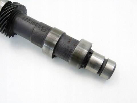 WAŁEK ROZRZĄDU FIAT 126P 600 MALUCH FIAT 126A000 4273065