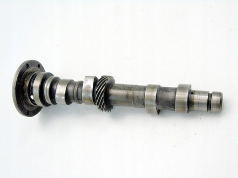 WAŁEK ROZRZĄDU FIAT 126P 650 MALUCH FSM 126A1.076 7541011