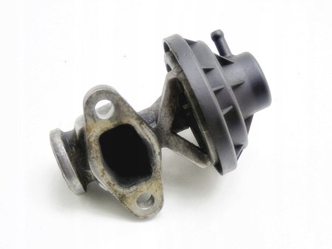 ZAWÓR SPALIN EGR 2.0 SDI GOLF V CADDY III PASSAT B6 LEON BORA 038131501AH ZAWÓR SPALIN EGR 2.0 SDI GOLF V CADDY III PASSAT B6 LEON BORA 038131501AH