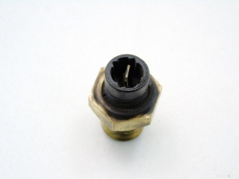 CZUJNIK TEMPERATURY WODY FIAT CC CINQUECENTO 700 0.7 126P BIS CZUJNIK TEMPERATURY WODY FIAT CC CINQUECENTO 700 0.7 126P BIS