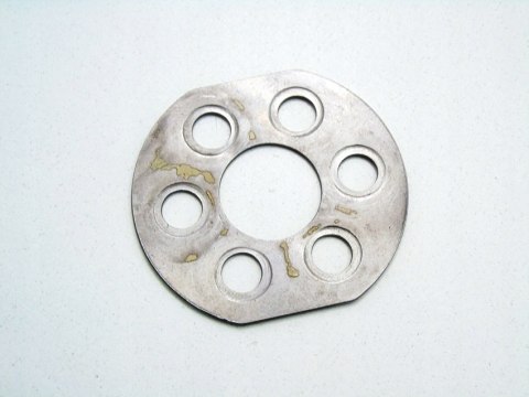 DYSTANS PODKŁADKA ŚRUB KOŁA ZAMACHOWEGO FIAT 126P 600 MALUCH FIAT 126A000 DYSTANS PODKŁADKA ŚRUB KOŁA ZAMACHOWEGO FIAT 126P 600 MALUCH FIAT 126A000