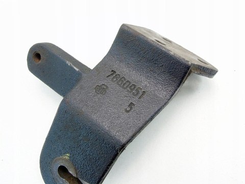 ŁAPA WSPORNIK SKRZYNI BIEGÓW FIAT CC CINQUECENTO 700 0.7 7660951 ŁAPA WSPORNIK SKRZYNI BIEGÓW FIAT CC CINQUECENTO 700 0.7 7660951