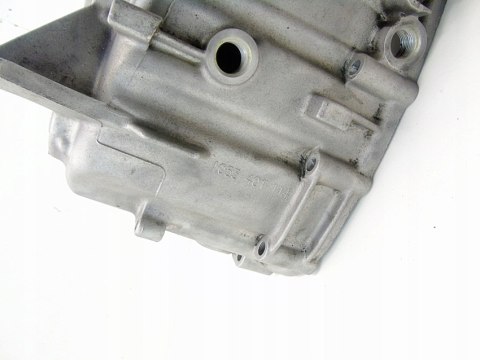OBUDOWA TYLNA SKRZYNI BIEGÓW 2.0 D BMW E46 E90 M47D20 1053401114 OBUDOWA TYLNA SKRZYNI BIEGÓW 2.0 D BMW E46 E90 M47D20 1053401114
