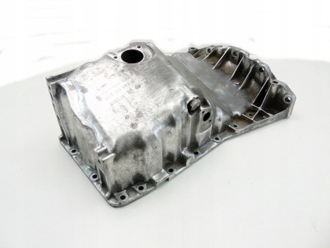 MISKA OLEJU 1.9 TDI PASSAT B5 SUPERB AUDI A4 B6 A6 C5 06B103603N MISKA OLEJU 1.9 TDI PASSAT B5 SUPERB AUDI A4 B6 A6 C5 06B103603N