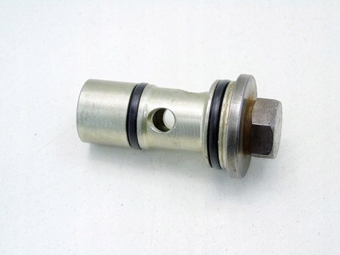 ŚRUBA CHŁODNICY OLEJU 1.5 DCI QUSHQAI TIIDA CLIO 3 MEGANE 3 SCENIC 2 NV200 ŚRUBA CHŁODNICY OLEJU 1.5 DCI QUSHQAI TIIDA CLIO 3 MEGANE 3 SCENIC 2 NV200