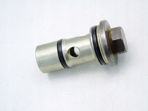 ŚRUBA CHŁODNICY OLEJU 1.5 DCI QUSHQAI TIIDA CLIO 3 MEGANE 3 SCENIC 2 NV200 ŚRUBA CHŁODNICY OLEJU 1.5 DCI QUSHQAI TIIDA CLIO 3 MEGANE 3 SCENIC 2 NV200