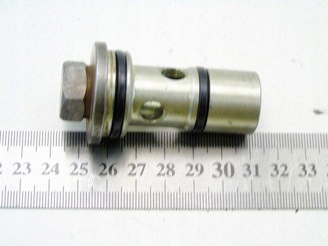 ŚRUBA CHŁODNICY OLEJU 1.5 DCI QUSHQAI TIIDA CLIO 3 MEGANE 3 SCENIC 2 NV200 ŚRUBA CHŁODNICY OLEJU 1.5 DCI QUSHQAI TIIDA CLIO 3 MEGANE 3 SCENIC 2 NV200