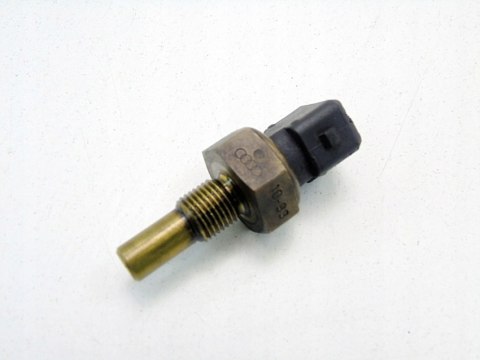 CZUJNIK TEMPERATURY OLEJU 2.5 TDI AUDI A4 A6 A8 PASSAT B5 SUPERB 059919563 CZUJNIK TEMPERATURY OLEJU 2.5 TDI AUDI A4 A6 A8 PASSAT B5 SUPERB 059919563