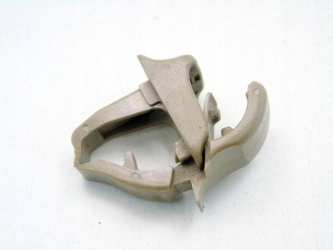 WIESZAK UCHWYT PODSUFITKI NISSAN MURANO I Z50