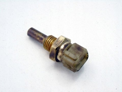 CZUJNIK TEMPERATURY WODY 1.8 16V CARENS CERATO CLARUS SHUMA 2 CZUJNIK TEMPERATURY WODY 1.8 16V CARENS CERATO CLARUS SHUMA 2