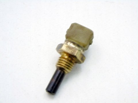 CZUJNIK TEMPERATURY WODY 1.8 16V CARENS CERATO CLARUS SHUMA 2 CZUJNIK TEMPERATURY WODY 1.8 16V CARENS CERATO CLARUS SHUMA 2