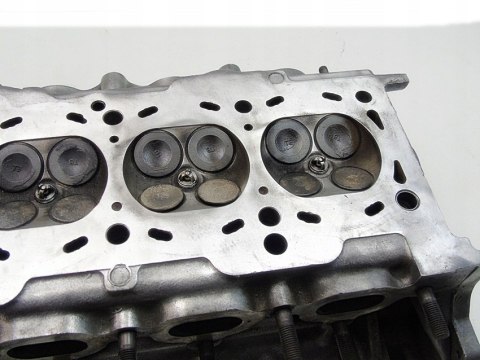 GŁOWICA WAŁKI ROZRZĄDU 1.8 16V CARENS I CERATO CLARUS SHUMA 2 K247 K5-2 GŁOWICA WAŁKI ROZRZĄDU 1.8 16V CARENS I CERATO CLARUS SHUMA 2 K247 K5-2
