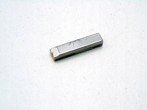 KLIN KOŁA WAŁU KORBOWEGO 1.8 16V CARENS CERATO CLARUS SHUMA 2 KLIN KOŁA WAŁU KORBOWEGO 1.8 16V CARENS CERATO CLARUS SHUMA 2