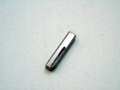 KLIN KOŁA WAŁU KORBOWEGO 1.8 16V CARENS CERATO CLARUS SHUMA 2 KLIN KOŁA WAŁU KORBOWEGO 1.8 16V CARENS CERATO CLARUS SHUMA 2