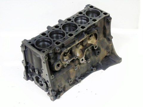 BLOK SILNIKA GOŁY HRC2724 2.5 TD DISCOVERY II L318 DEFENDER L316 15P BLOK SILNIKA GOŁY HRC2724 2.5 TD DISCOVERY II L318 DEFENDER L316 15P