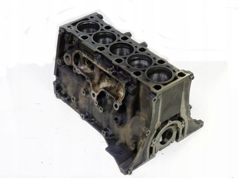 BLOK SILNIKA GOŁY HRC2724 2.5 TD DISCOVERY II L318 DEFENDER L316 15P BLOK SILNIKA GOŁY HRC2724 2.5 TD DISCOVERY II L318 DEFENDER L316 15P