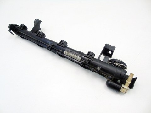 LISTWA WTRYSKOWA PALIWA 1.4 1.6 16V FOCUS I II PUMA FIESTA FUSION MAZDA 2