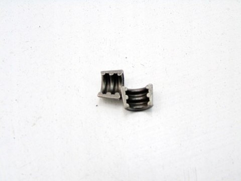 ZAMEK SPINKA KLIN ZAWORU GŁOWICY 2.0 JTS ALFA ROMEO 156 147 GT GTV SPIDER
