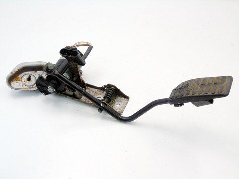 PEDAŁ GAZU NISSAN ALMERA TINO 2002 2.2 DI 0281002425 PEDAŁ GAZU NISSAN ALMERA TINO 2002 2.2 DI 0281002425