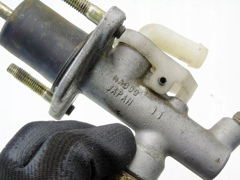 POMPKA SPRZĘGŁA NISSAN ALMERA TINO 2002 2.2 DI POMPKA SPRZĘGŁA NISSAN ALMERA TINO 2002 2.2 DI