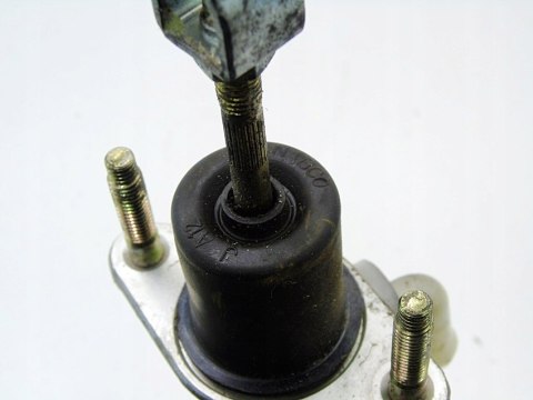 POMPKA SPRZĘGŁA NISSAN ALMERA TINO 2002 2.2 DI POMPKA SPRZĘGŁA NISSAN ALMERA TINO 2002 2.2 DI