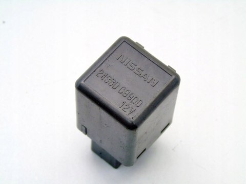 PRZEKAŹNIK NISSAN ALMERA TINO 2002 2.2 DI 24330C9900 PRZEKAŹNIK NISSAN ALMERA TINO 2002 2.2 DI 24330C9900