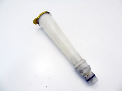 WLEW ZBIORNICZKA SPRYSKIWACZY NISSAN ALMERA TINO 2002 2.2 DI