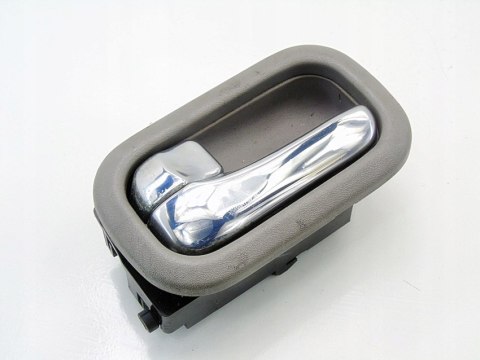 KLAMKA WEWNĘTRZNA LEWY PRZÓD NISSAN ALMERA TINO 2002 2.2 DI