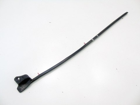 LISTWA PRAWY TYŁ NISSAN ALMERA TINO 2002 2.2 DI LISTWA PRAWY TYŁ NISSAN ALMERA TINO 2002 2.2 DI