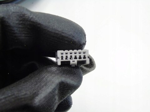 LUSTERKO PRAWY PRZÓD NISSAN ALMERA TINO 2002 2.2 DI 015541