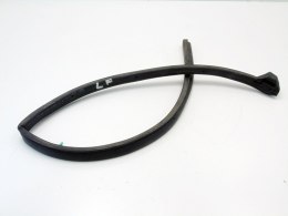 USZCZELKA LEWY PRZÓD NISSAN ALMERA TINO 2002 2.2 DI