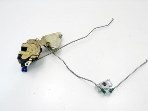 ZAMEK DRZWI LEWY PRZÓD NISSAN ALMERA TINO 2002 2.2 DI