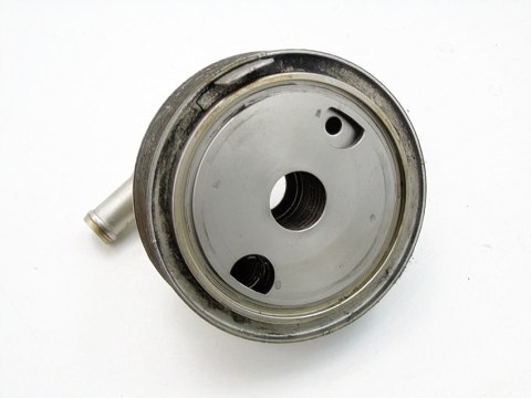 Chłodnica oleju silnika 2.0 D4D D-4D AVENSIS T25 COROLLA E12 RAV4 PREVIA