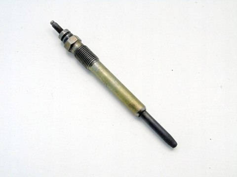 ŚWIECA ŻAROWA 2.0 HDI BERLINGO C5 206 306 307 406 PARTNER XSARA EXPERT SCUD