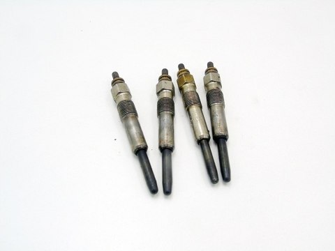 ŚWIECE ŻAROWE 2.0 TD SDI ROVER 600 400 200 45 CIVIC ACCORD FREELANDER 620