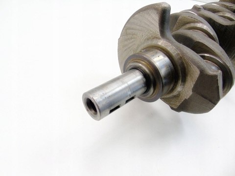 Wał korbowy 2.0 HDI 407 C5 C4 508 607 SCUDO JUMPY ULYSSE EXPERT PHEDRA