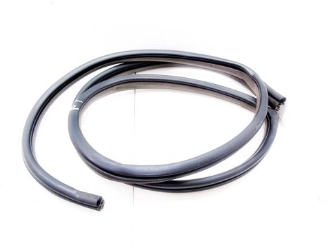 USZCZELKA DRZWI PRAWY TYŁ MAZDA 626 IV 5D USZCZELKA DRZWI PRAWY TYŁ MAZDA 626 IV 5D