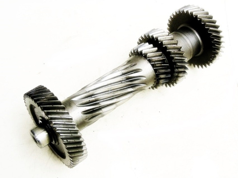 WAŁEK SKRZYNIA BMW 2.4 TD E30 E28 E34 524TD WAŁEK SKRZYNIA BMW 2.4 TD E30 E28 E34 524TD