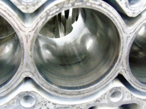 Blok silnika 1.6 HDI C4 C5 207 307 407 308 206 1007 3008 C2 C3 Partner Mini