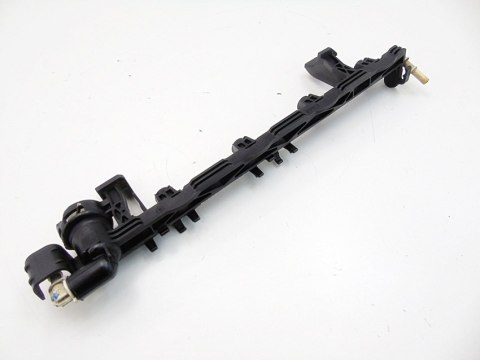 Listwa wtryskowa paliwa 1.4 1.6 16v Fiesta Fusion Mazda 2 3 Focus 2