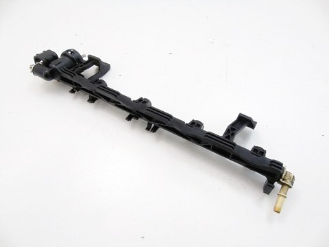 Listwa wtryskowa paliwa 1.4 1.6 16v Fiesta Fusion Mazda 2 3 Focus 2