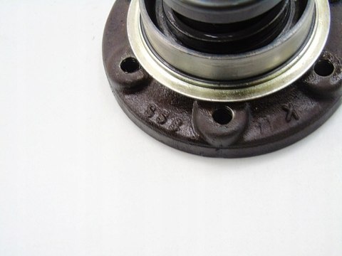 Piasta flansza skrzyni biegów FXQ Golf V Toledo Octavia Audi A3 Passat B6