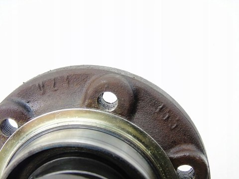 Piasta flansza skrzyni biegów FXQ Golf V Toledo Octavia Audi A3 Passat B6