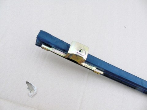 Prowadzenie szyby drzwi lewy przód Ford Transit Mk6 2007r