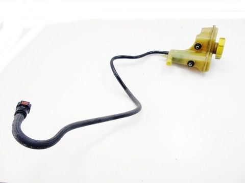 Zbiornik przewód wspomagania 1.4 1.6 16v Fiesta Fusion Mazda 2 3 Focus 2