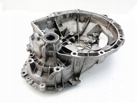 Obudowa skrzyni biegów 20CQ55 Peugeot 207 208 Citroen c2 c3 1.4 hdi 48180