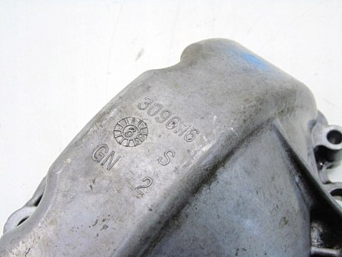 Obudowa skrzyni biegów 20DM62 Xsara Picasso C4 Partner Berlingo 307 206 hdi