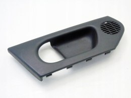 Osłona rozeta klamki wewnętrznej lewy przód Opel Meriva A 13215220